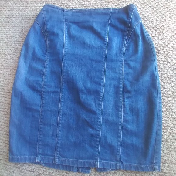 Ann Taylor jeans Skirt size 10 - Picture 2 of 6